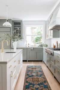 Kitchen cabinets looks fabulous after refacing with natural lights