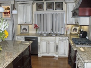 15 DIY Kitchen Cabinet Makeovers - Before & After Photos of Kitchen Cabinets